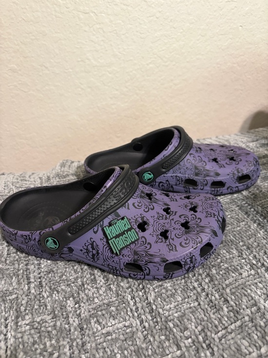 CROCS Shoes - CROCS Haunted Mansion
